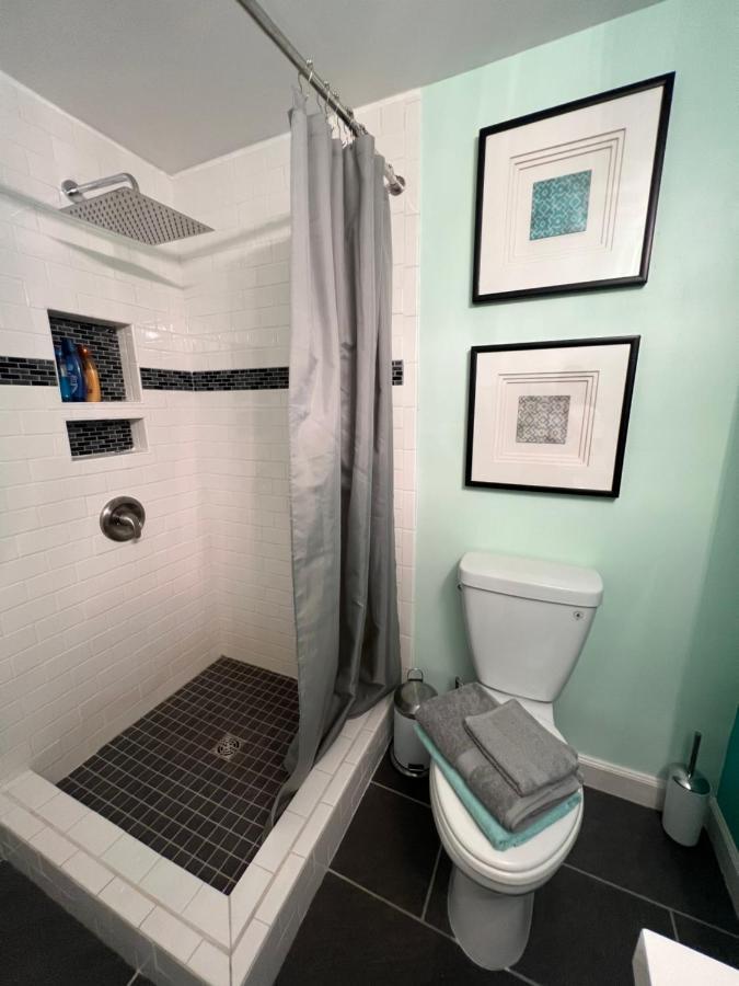 Cozy Loft With Parking And Private Patio W/ Grill Leilighet Wilmington Eksteriør bilde
